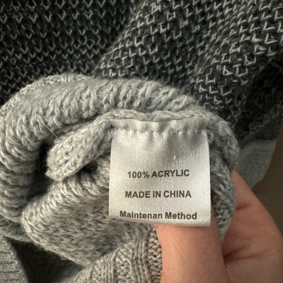 Merokeety Colorblock Sweater - Picture 4 of 7